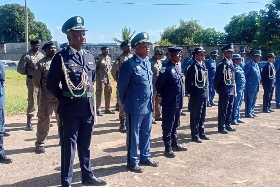 Promoções na polícia de Moçambique reforçam compromisso com a segurança pública