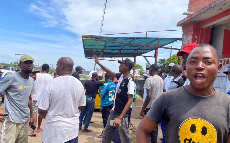 Protesto de transportadores contra ‘piratas’ paralisa rota T3 em Maputo