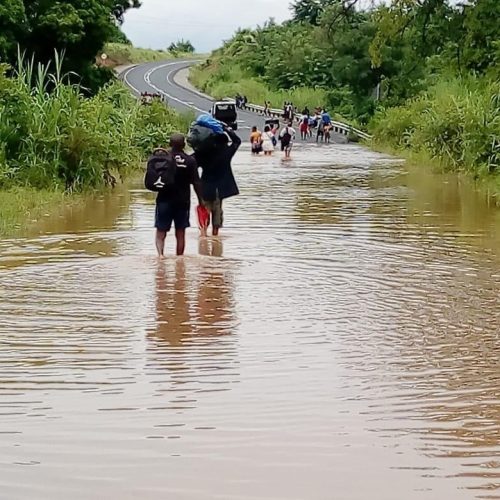 Tempestades em Manica resultam em seis mortes e estragos substanciais