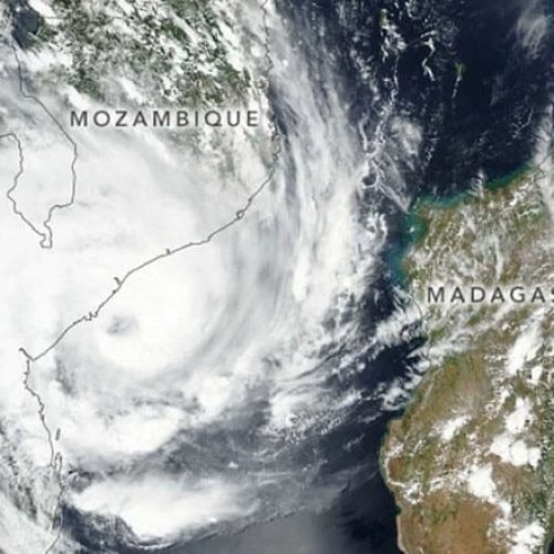 Tempestade tropical se aproxima de Moçambique e impacta navegação