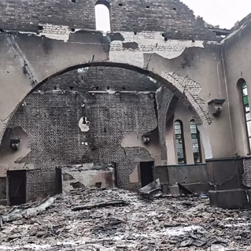 Terroristas atacam vila em Cabo Delgado e queimam igreja histórica