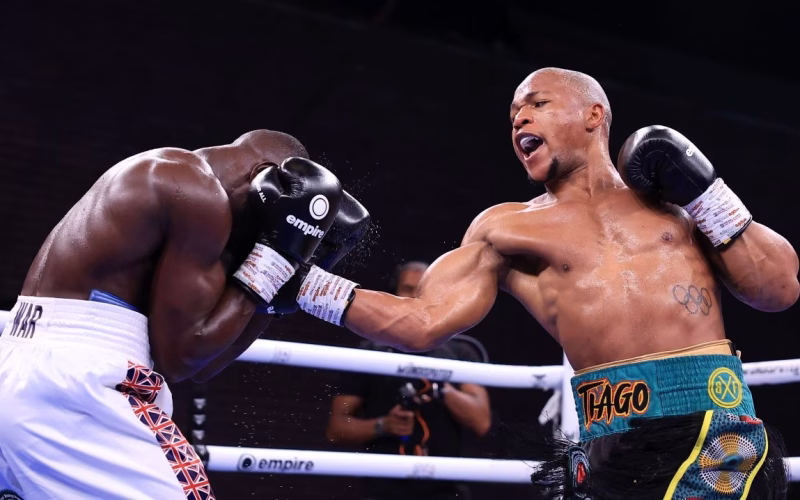 Tiago Muxanga conquista título internacional de boxe no Reino Unido