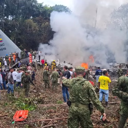 Avião militar cai na Colômbia e provoca 66 vítimas mortais