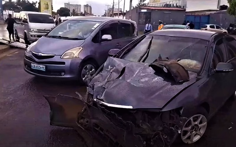 Três feridos graves em acidente de trânsito em Maputo