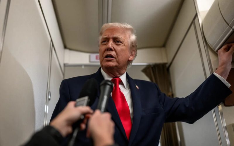 Trump lança acção judicial contra a BBC exigindo 10 mil milhões de dólares