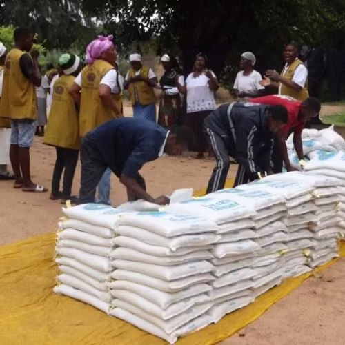 Tzu Chi distribui 95 toneladas de arroz a famílias afectadas por inundações em Moçambique