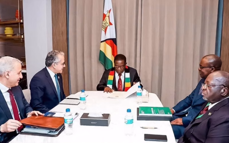 Zimbabwe interrompe conversações com os EUA sobre acordo de saúde